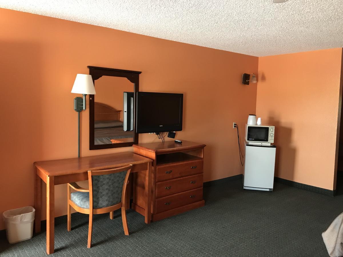 American Inn Cleburne Eksteriør bilde